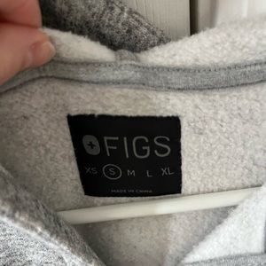 FIGS women’s grey zip up jacket
